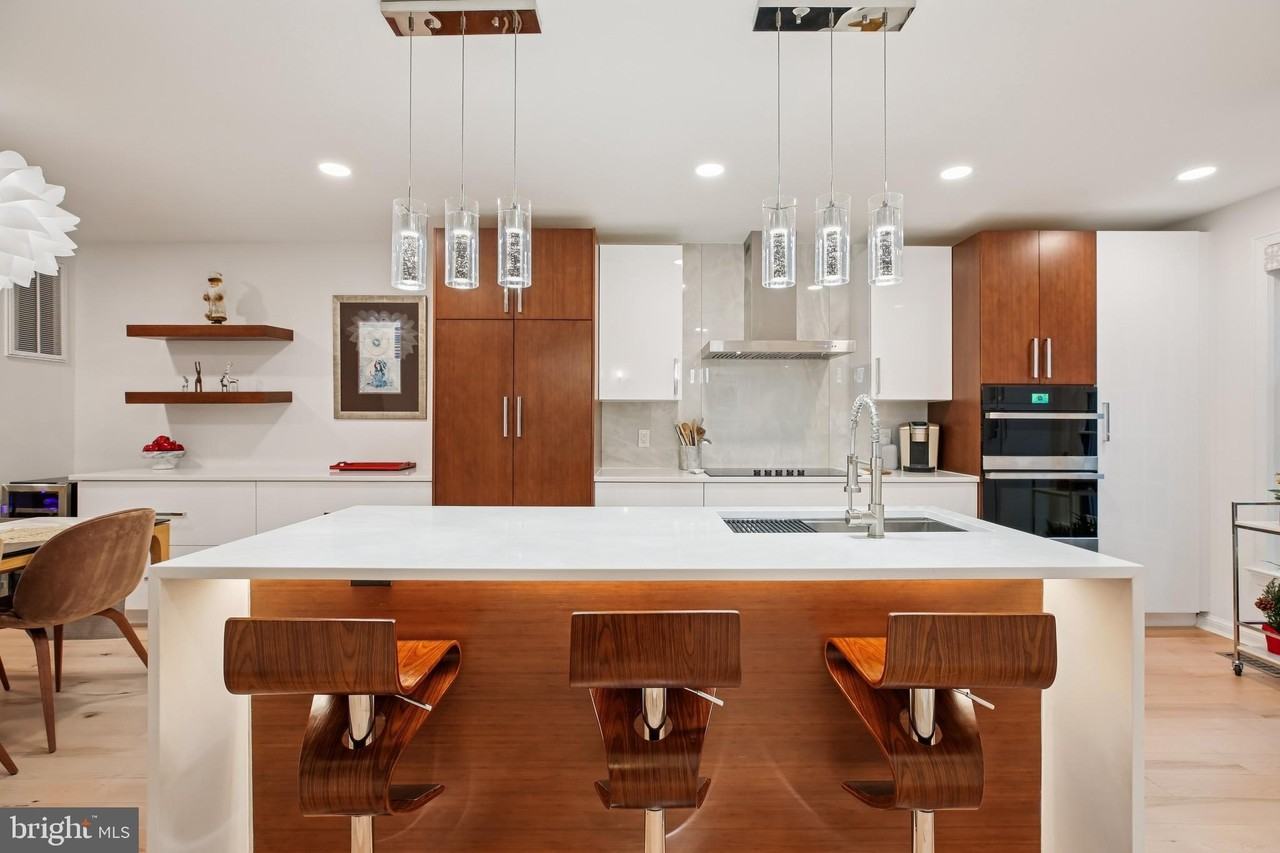 4353 Westover Pl Nw - Photo 4 of 50