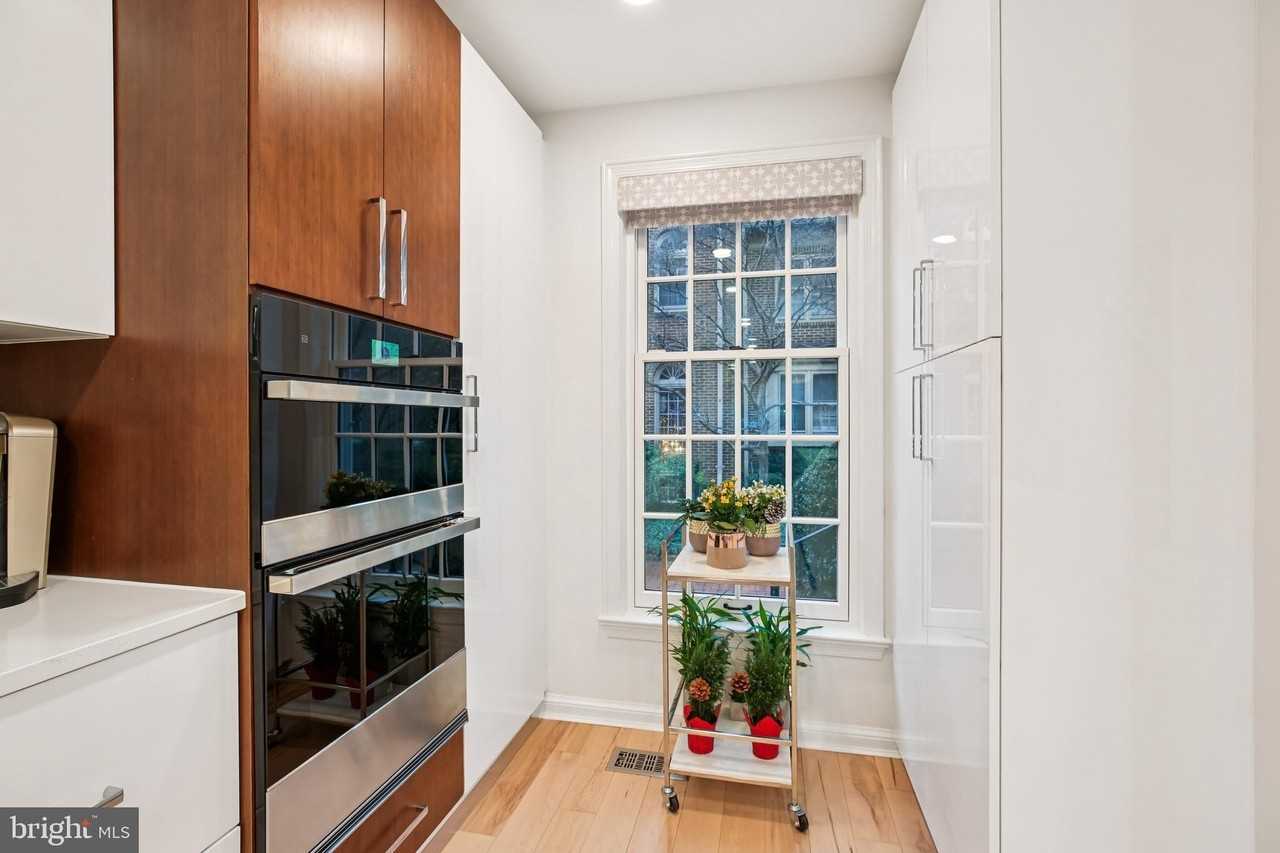 4353 Westover Pl Nw - Photo 5 of 50