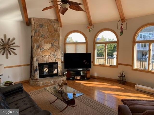 38852 Bayfront Dr - Photo 4 of 28