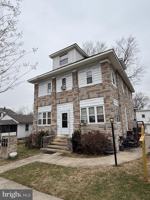 featured image of 208 4th Ave