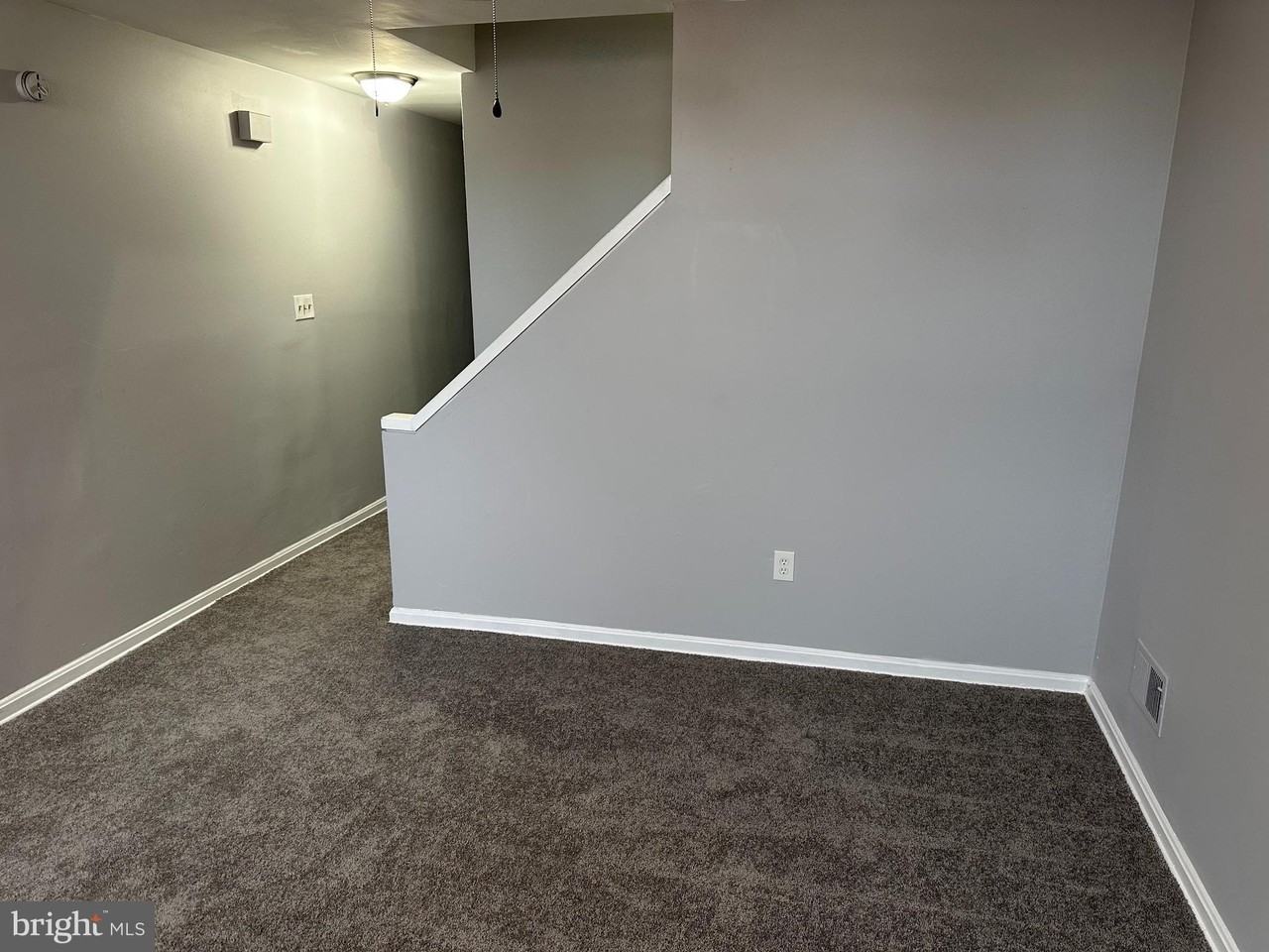 1333 E North Ave - Photo 3 of 10