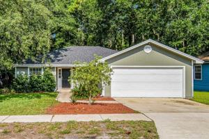 featured image of 880 Long Lake Dr