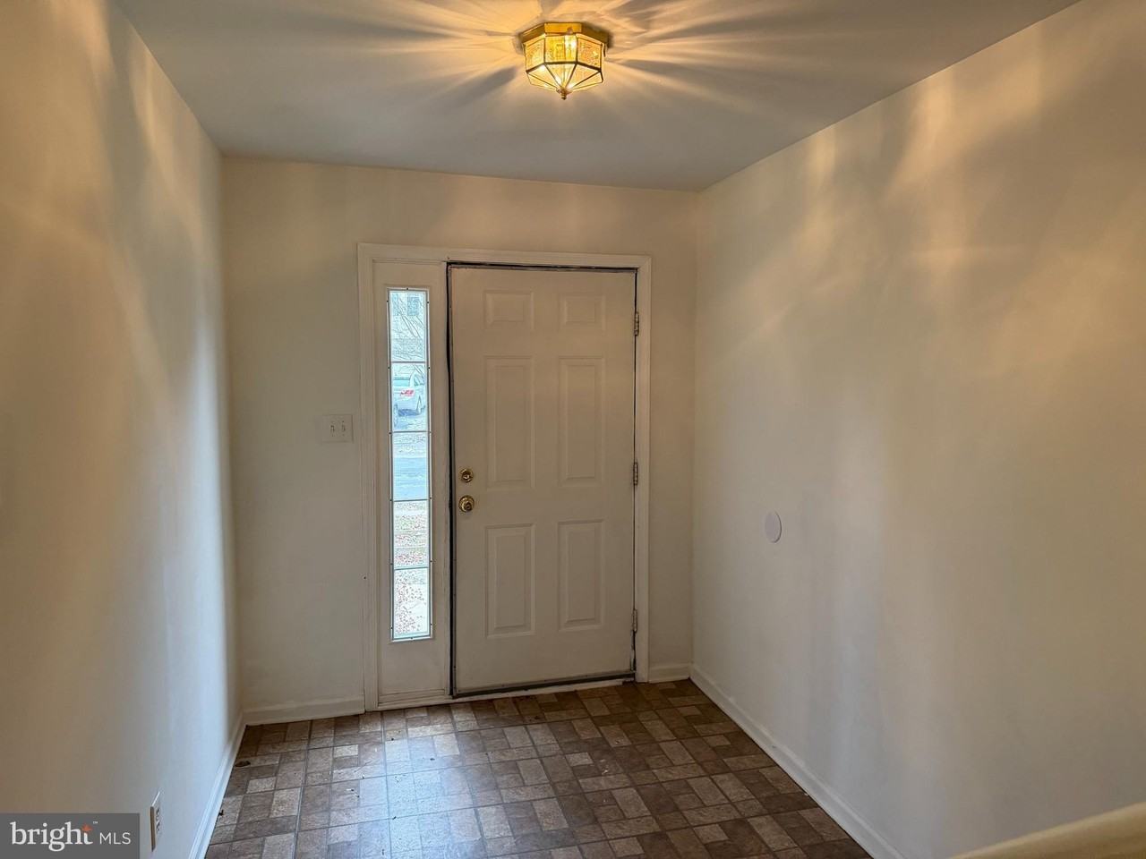 79 Mule Deer Ct - Photo 2 of 20