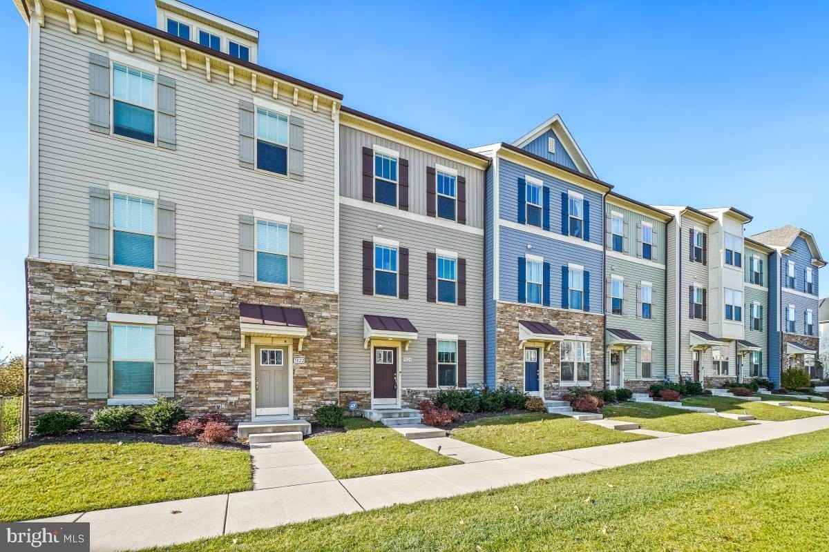 5820 Imperial Dr - Photo 2 of 30