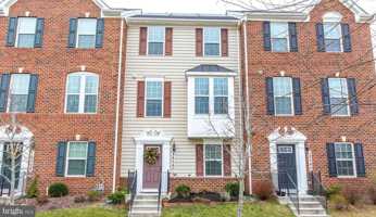 featured image of 18540 Hickory Meadow Dr