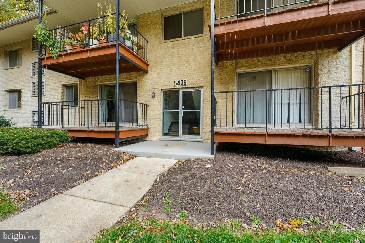 5406 85th Ave Apt 101 #101 - Photo 3 of 20