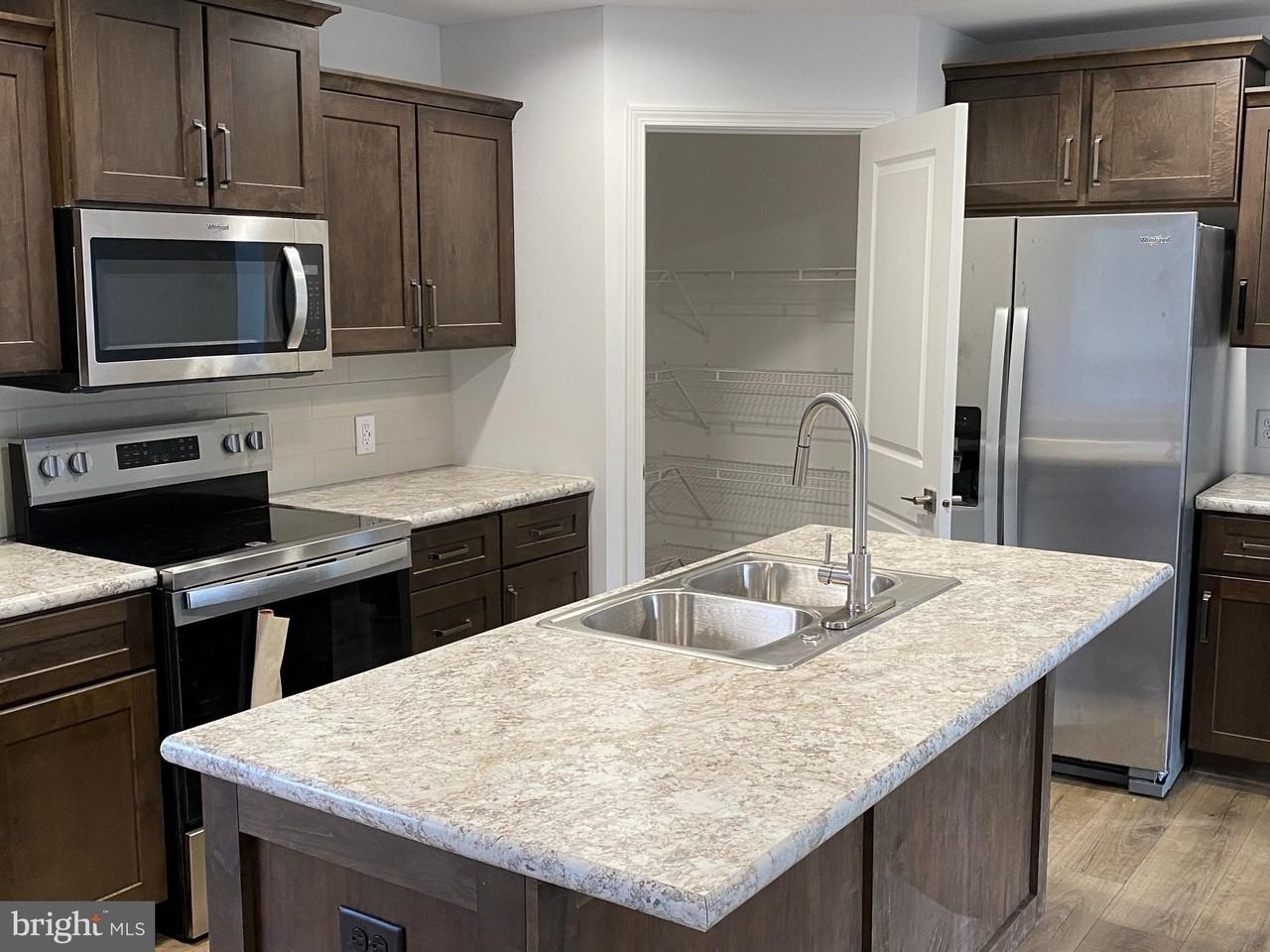 1751 Hilltown Rd - Photo 5 of 15