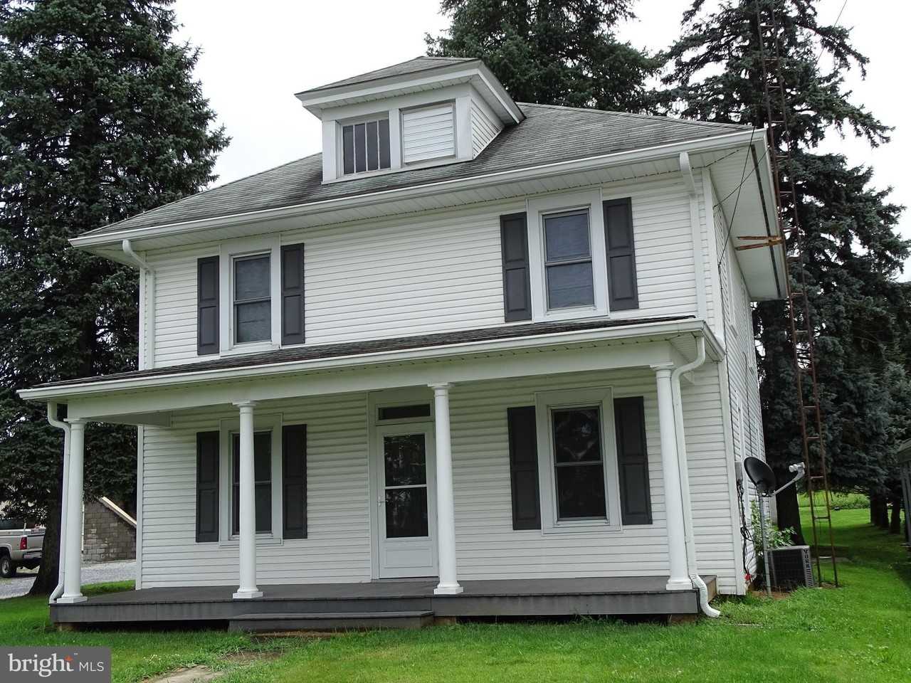 7512 Friendship Village Rd - Photo 2 of 30