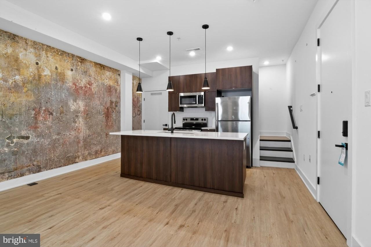 59 N 2nd St Unit 13 #13 - Photo 3 of 35