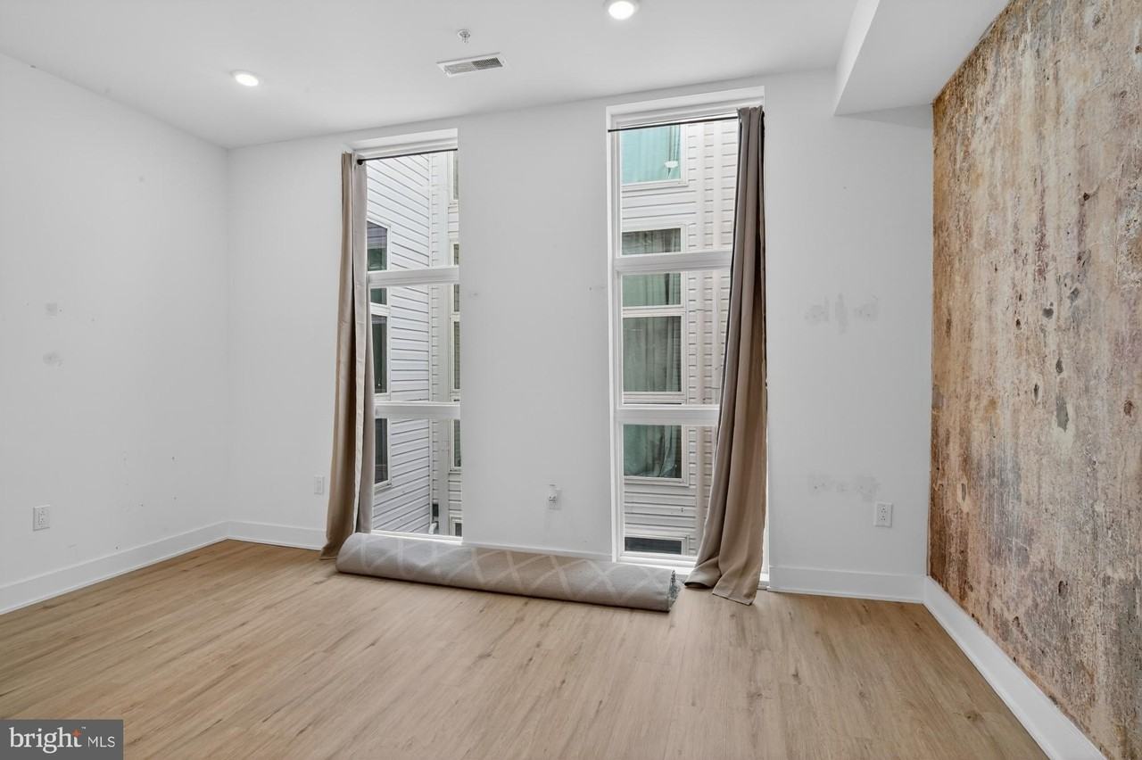 59 N 2nd St Unit 13 #13 - Photo 7 of 35