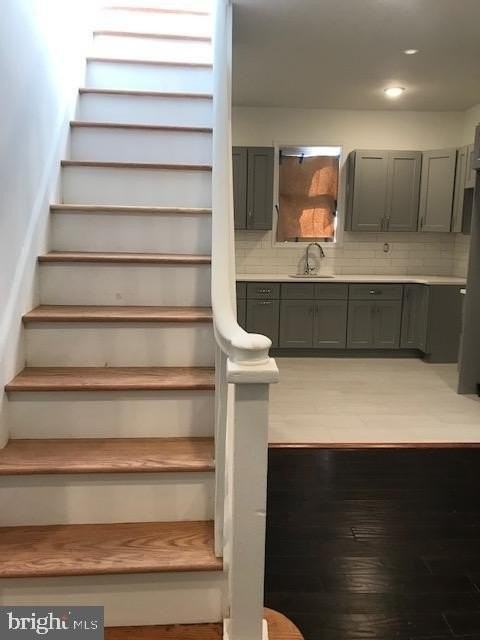 1600 Rowan St - Photo 4 of 10