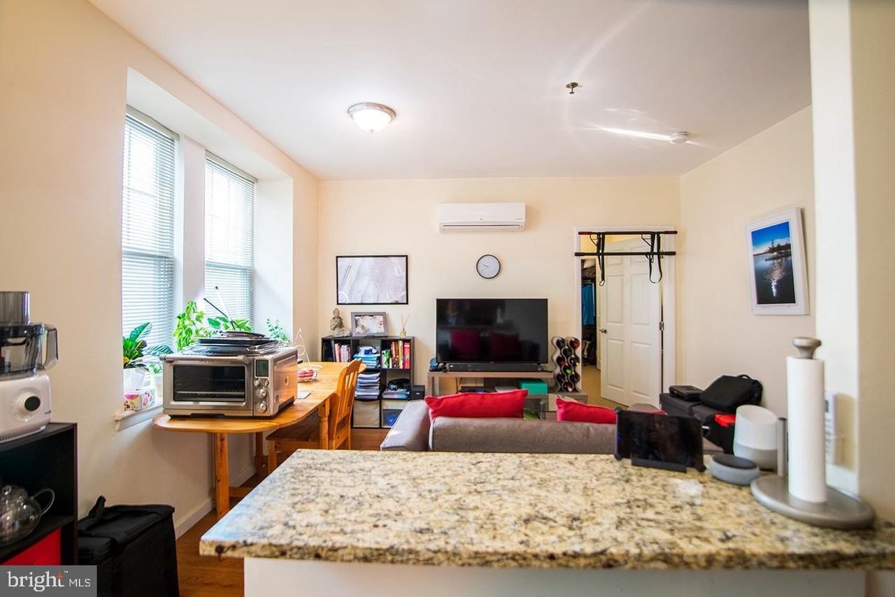 1501 W Allegheny Ave Apt 201 #201 - Photo 5 of 11