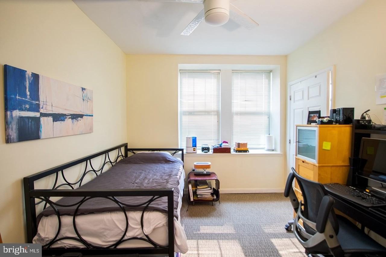 1501 W Allegheny Ave Apt 201 #201 - Photo 6 of 11