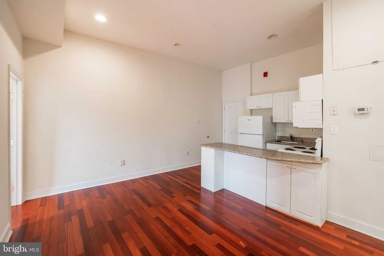 1769 Frankford Ave Apt 3 #3 - Photo 4 of 12