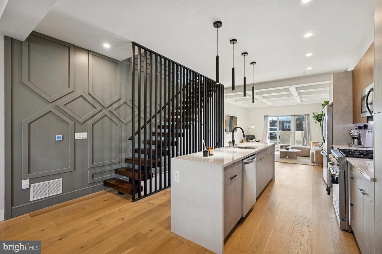 331 Fountain St - Photo 3 of 41