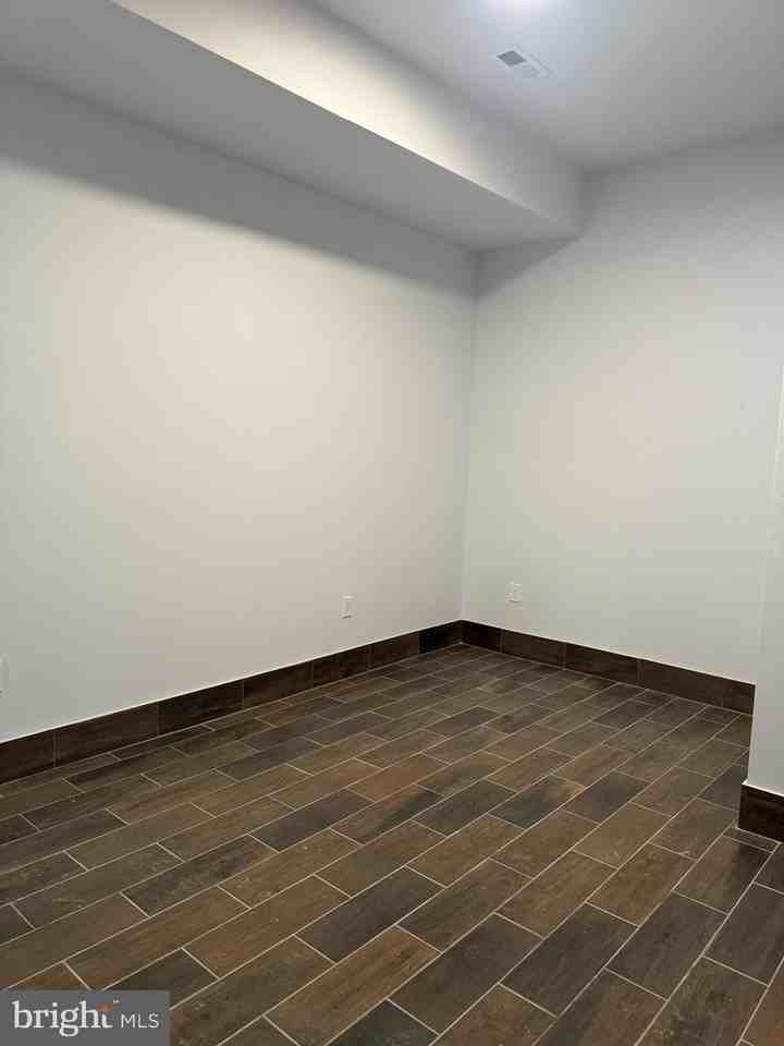 800 Callowhill St Apt 8 #8APT1 - Photo 6 of 15