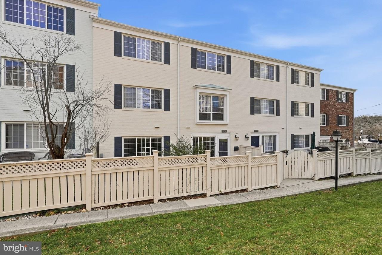 1603A N Van Dorn St - Photo 2 of 24