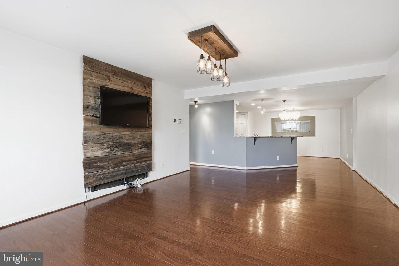 1603A N Van Dorn St - Photo 4 of 24