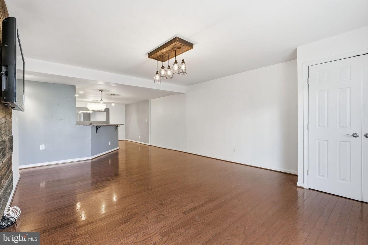 1603A N Van Dorn St - Photo 5 of 24