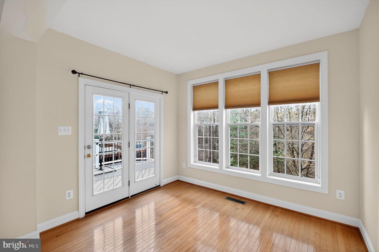 333 Caldwell Ter Se - Photo 3 of 28