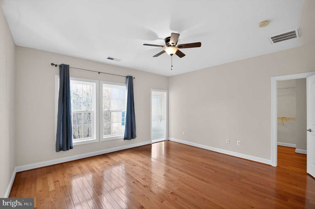 333 Caldwell Ter Se - Photo 4 of 28