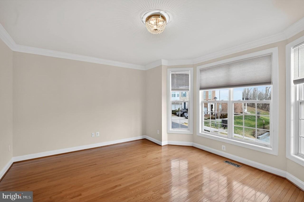 333 Caldwell Ter Se - Photo 7 of 28