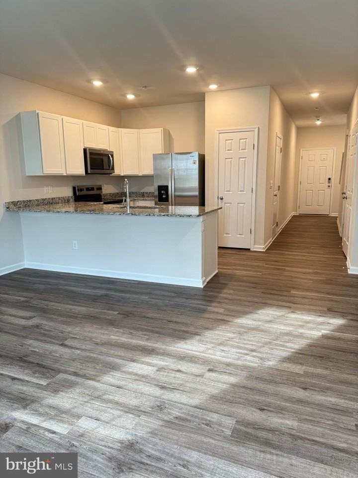 179 Caterpillar Dr - Photo 5 of 22