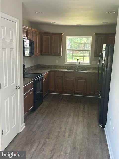 202 Bend Farm Rd - Photo 4 of 15