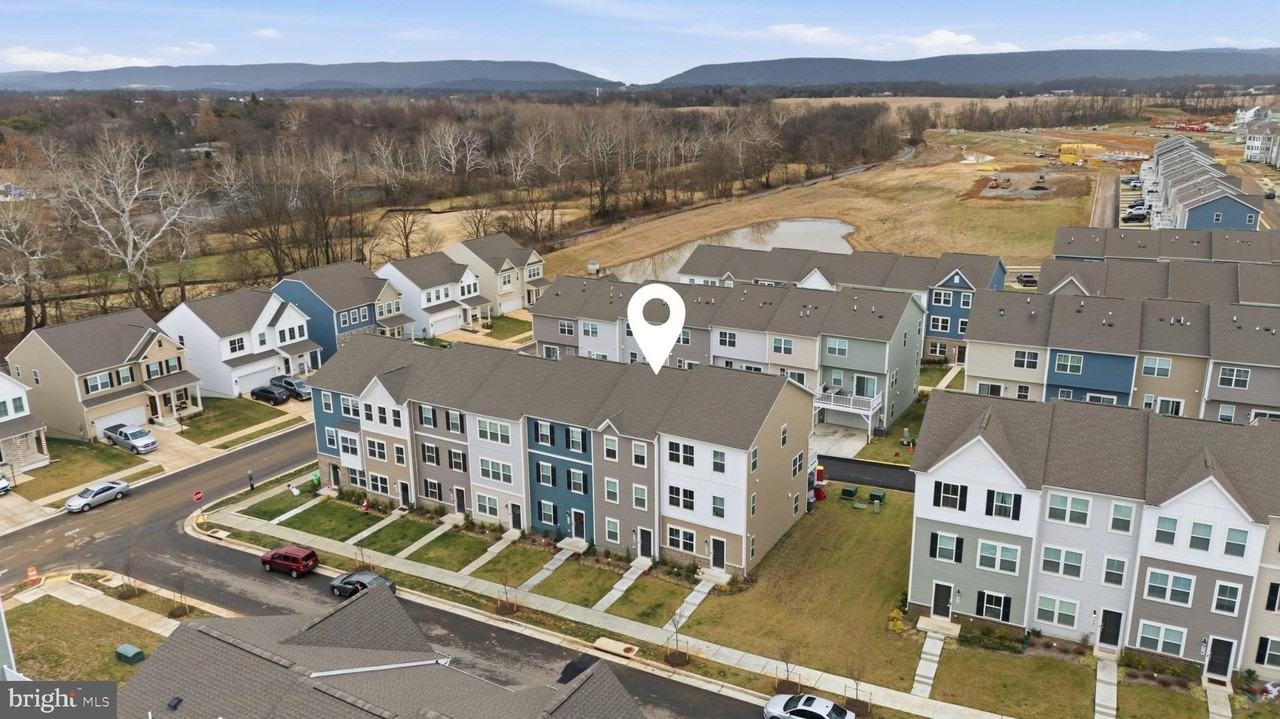 336 Mineral Springs Rd - Photo 7 of 41