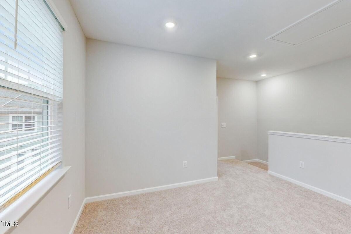 1118 Harmony Trl - Photo 3 of 26