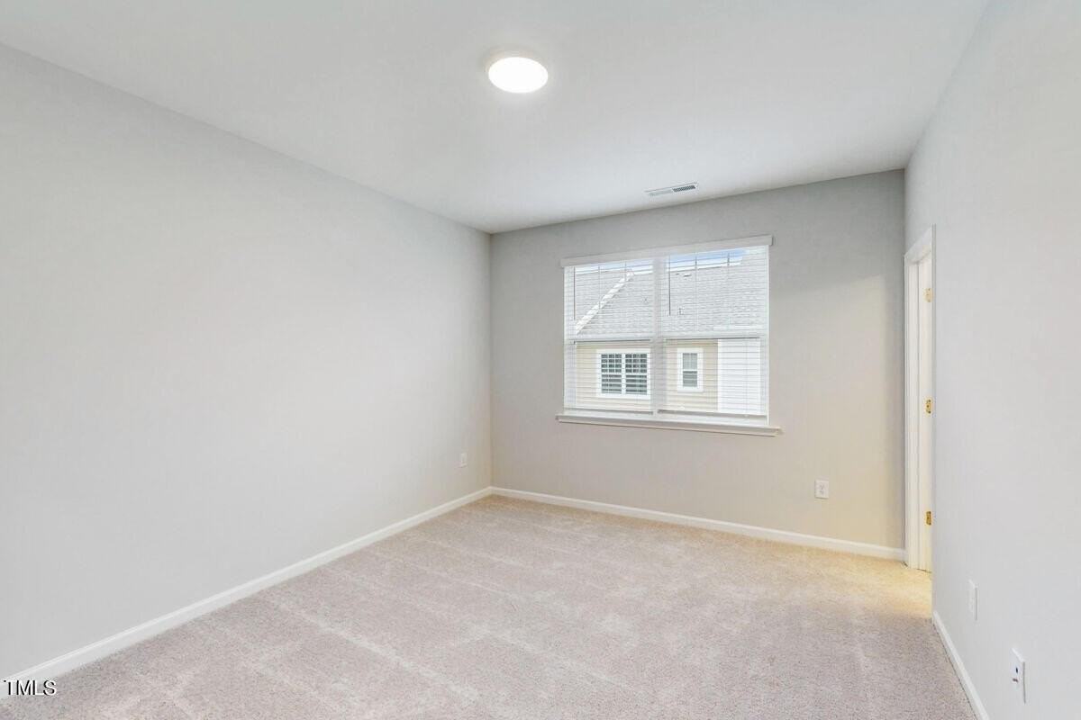 1118 Harmony Trl - Photo 5 of 26