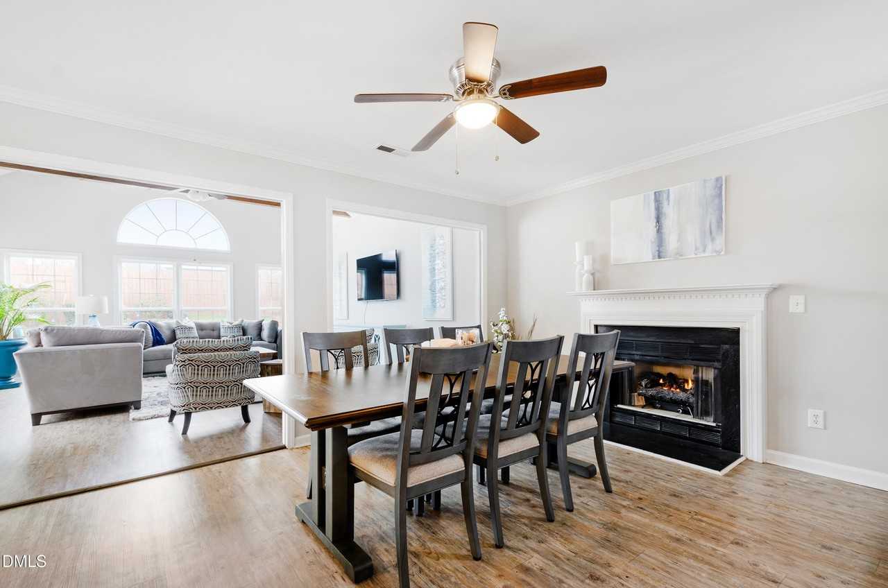 1338 Beaufort Dr - Photo 3 of 38