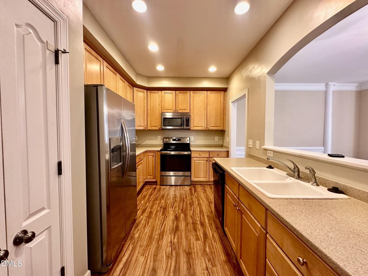 215 Anniston Ct - Photo 3 of 22