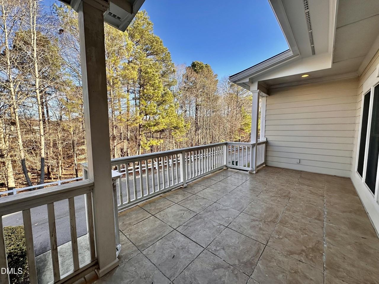 215 Anniston Ct - Photo 5 of 22