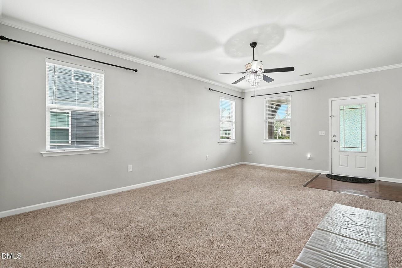 1009 Artis Town Ln - Photo 6 of 42