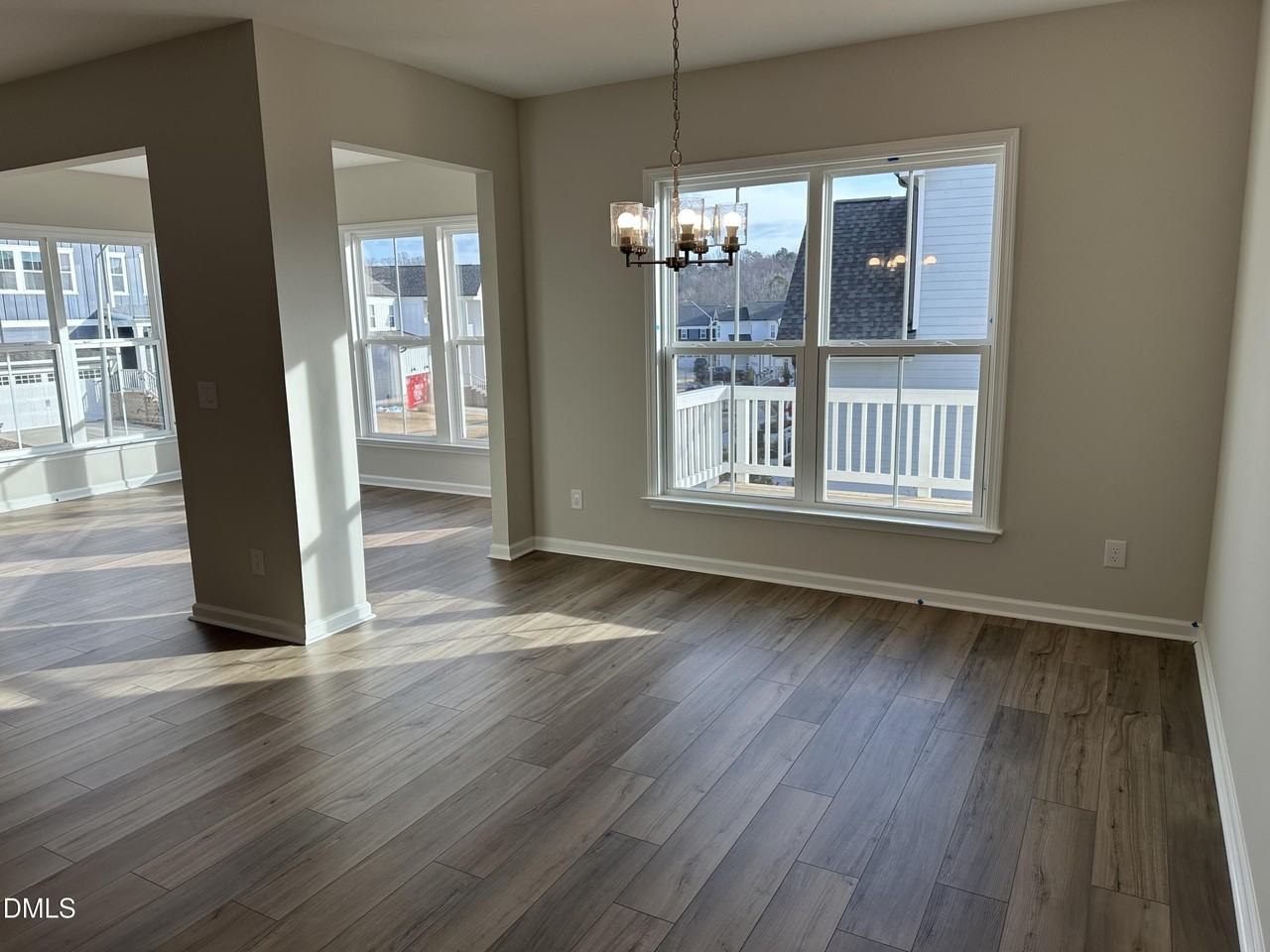 11 Allgood St - Photo 4 of 45