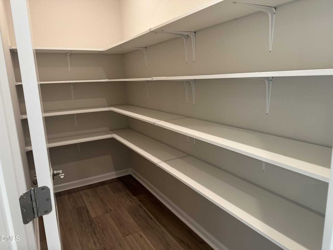 11 Allgood St - Photo 7 of 45