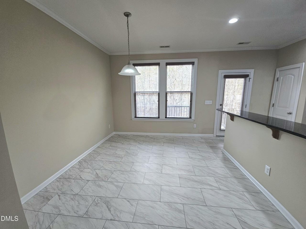 1029 Havenbrook Dr - Photo 4 of 20