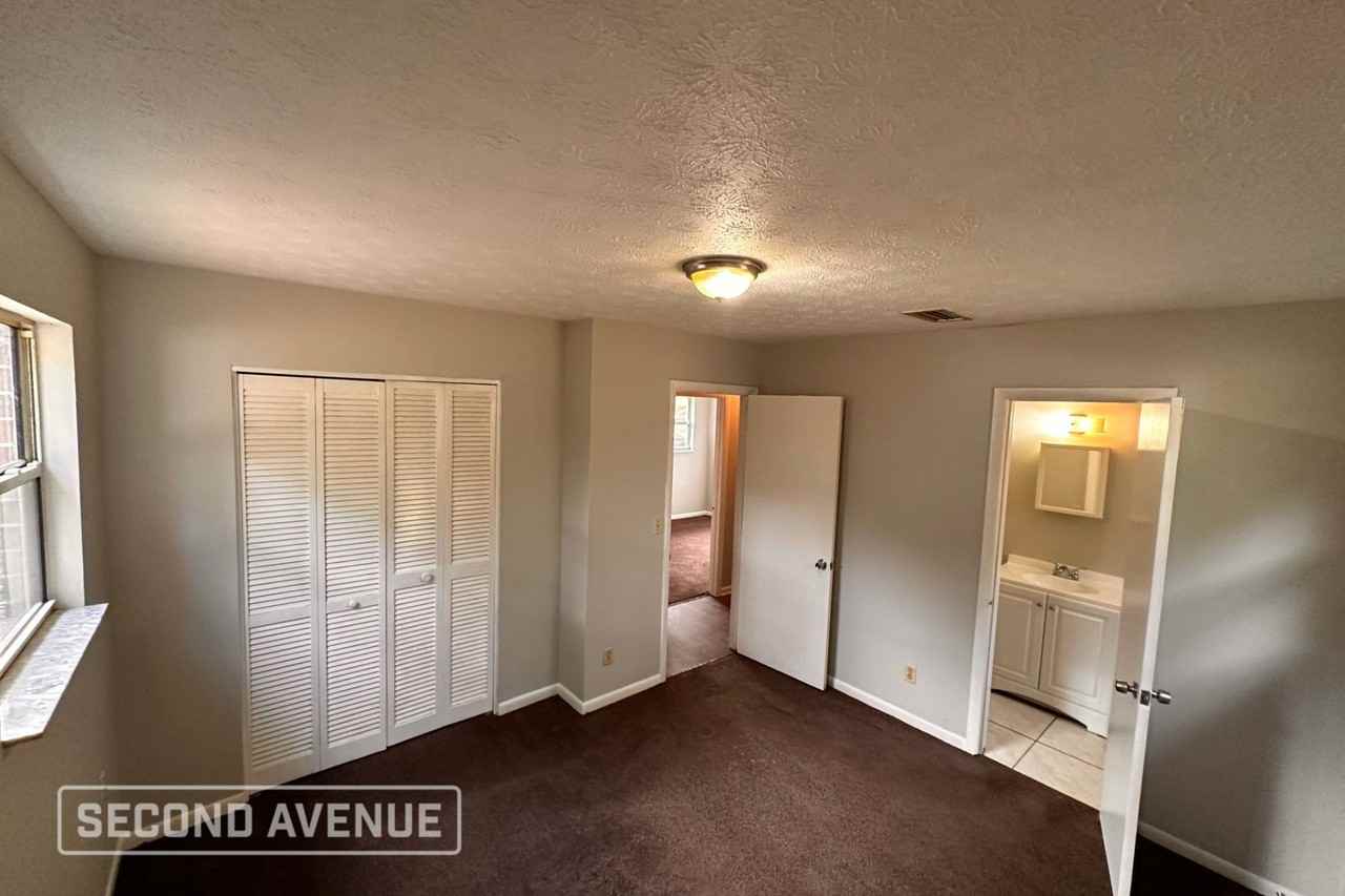 2623 Tulsa N Rd - Photo 4 of 11