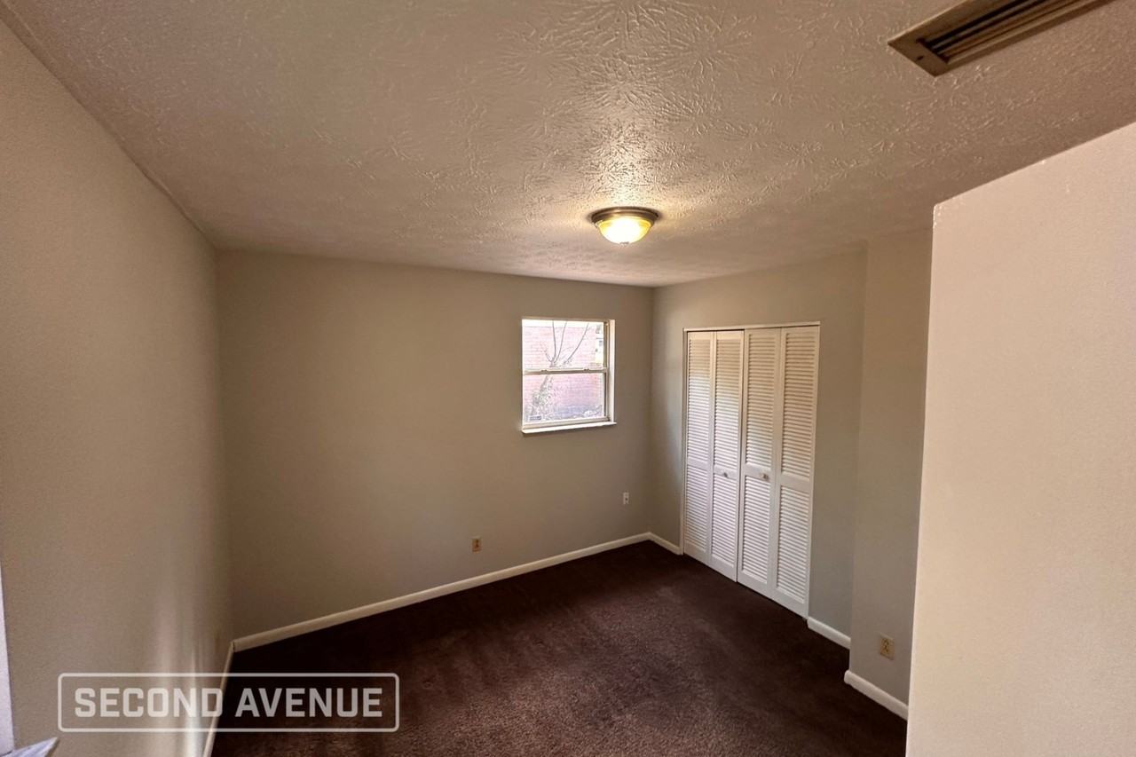 2623 Tulsa N Rd - Photo 5 of 11