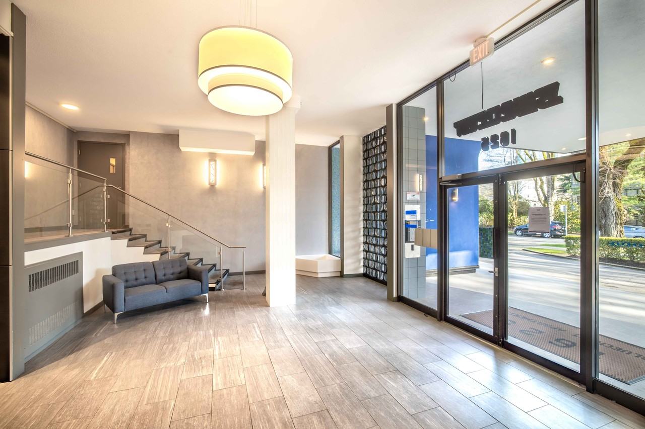 Blue Crest Apartments - Photo 7 of 50