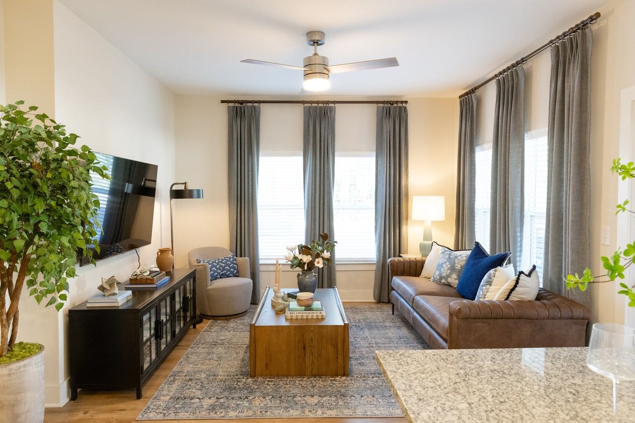 The Crest at Oakwood - Photo 3 of 50