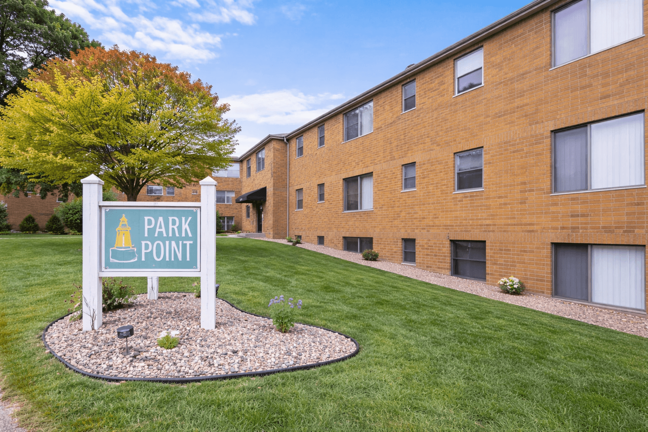 Park Point Properties - Photo 5 of 14