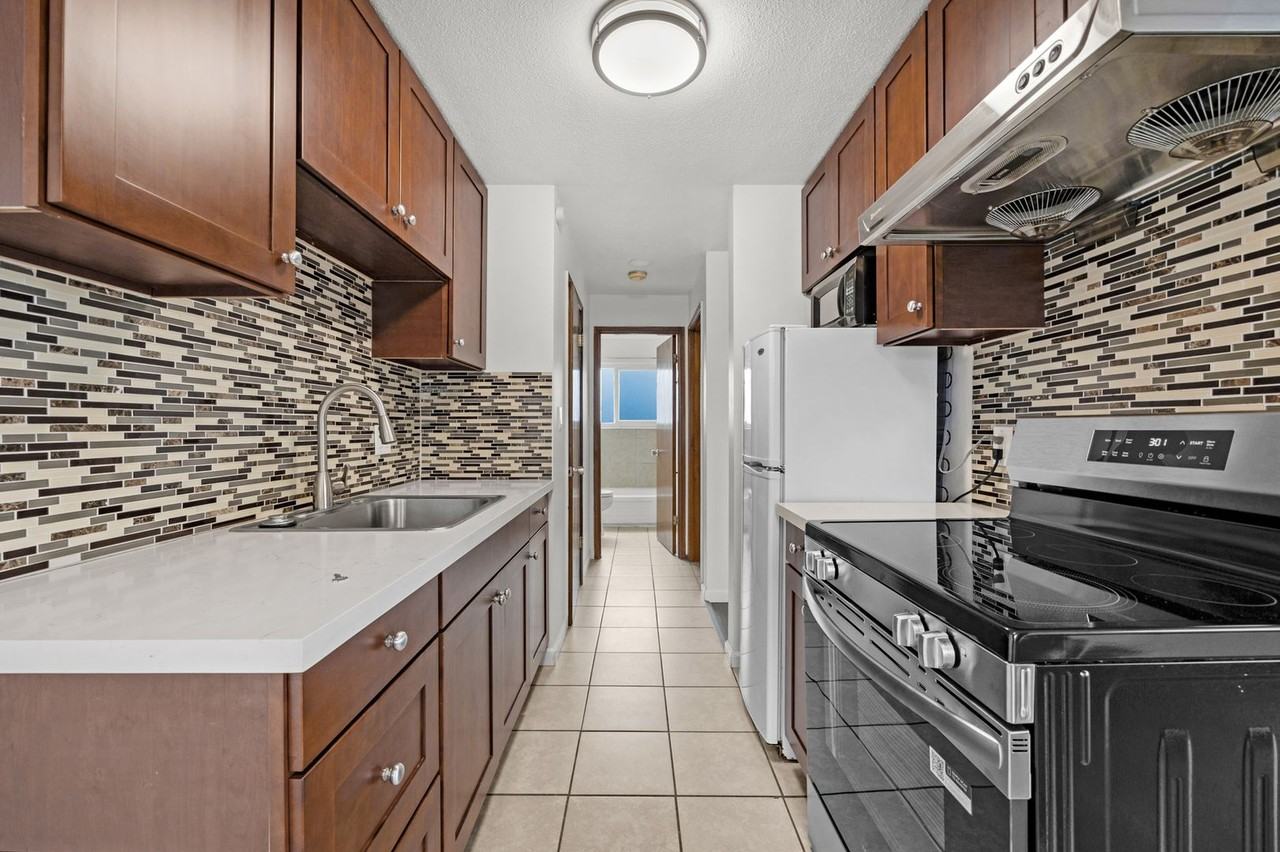 Tara Apartments - Photo 6 of 26