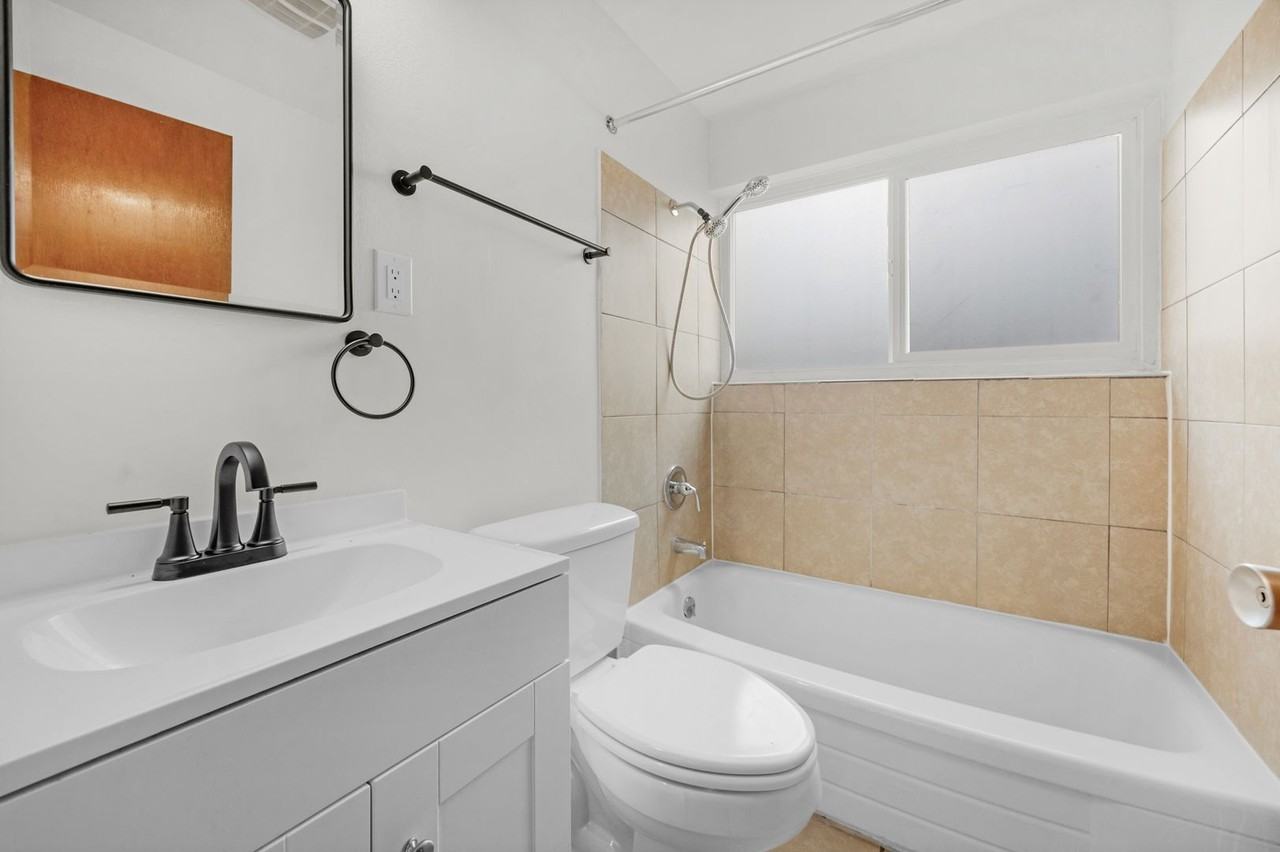 Tara Apartments - Photo 7 of 26