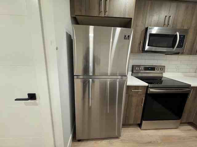 2777 Eagle Summit Cres - Photo 4 of 24