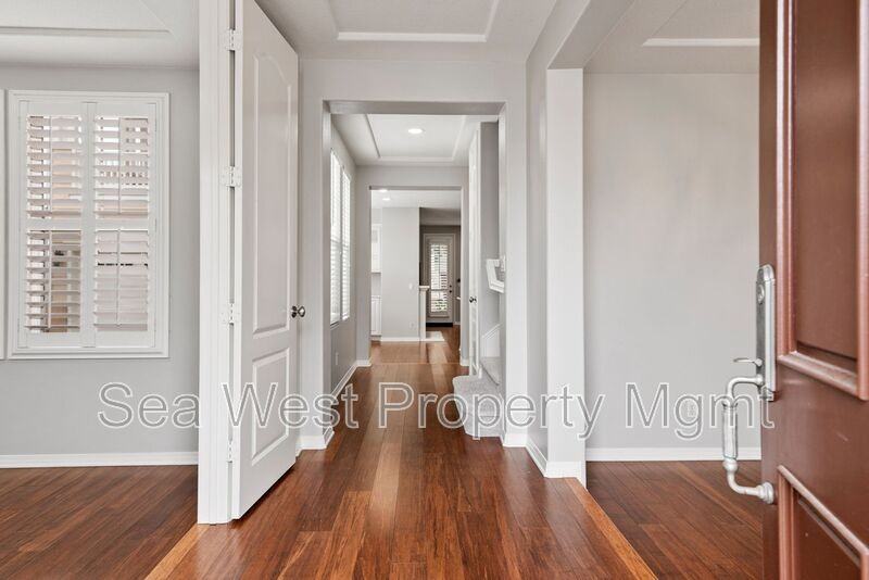 624 Sand Shell Ave - Photo 3 of 50