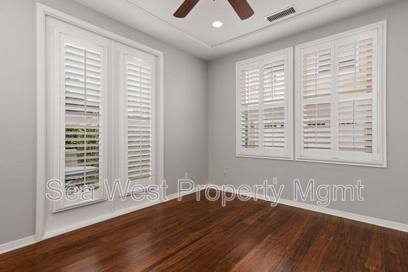 624 Sand Shell Ave - Photo 5 of 50