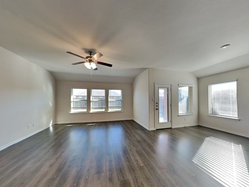 148 Whitetail Way - Photo 4 of 20