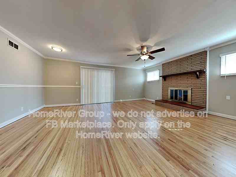 6797 E 27th St - Photo 4 of 24